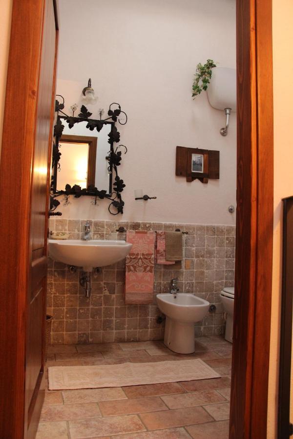 Apartmán Trilocale Nel Centro Storico Montemerano Exteriér fotografie